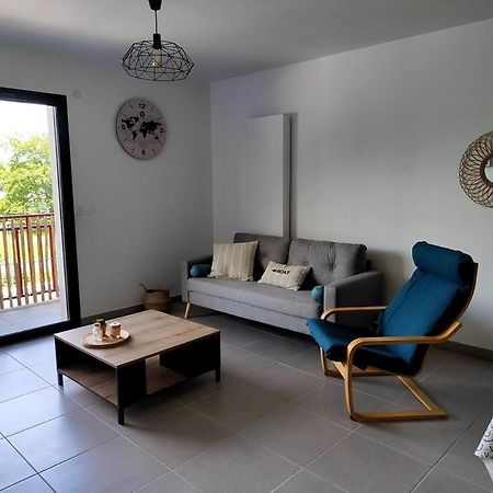 Location De Vacances A Andernos - Appartement 2 Chambres Dans Residence Neuve Andernos-les-Bains Exterior foto